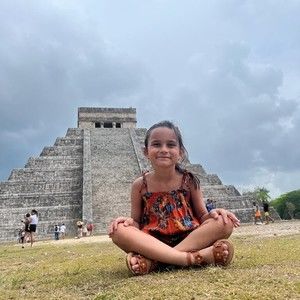 Meet your Posher, Maricela